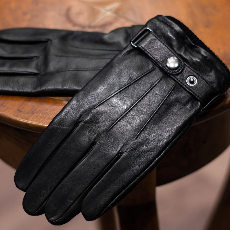 Rękawiczki w sklepach